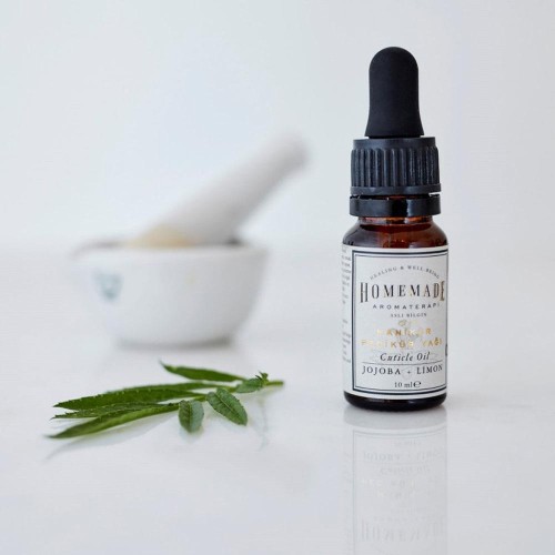 Homemade Aromaterapi Manikür Pedikür Yağı 10ml Homemade Aromaterapi Manikür Pedikür Yağı 10ml